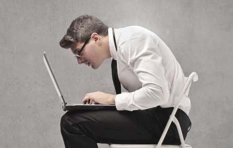 malos-habitos-de-postura-corporal-2